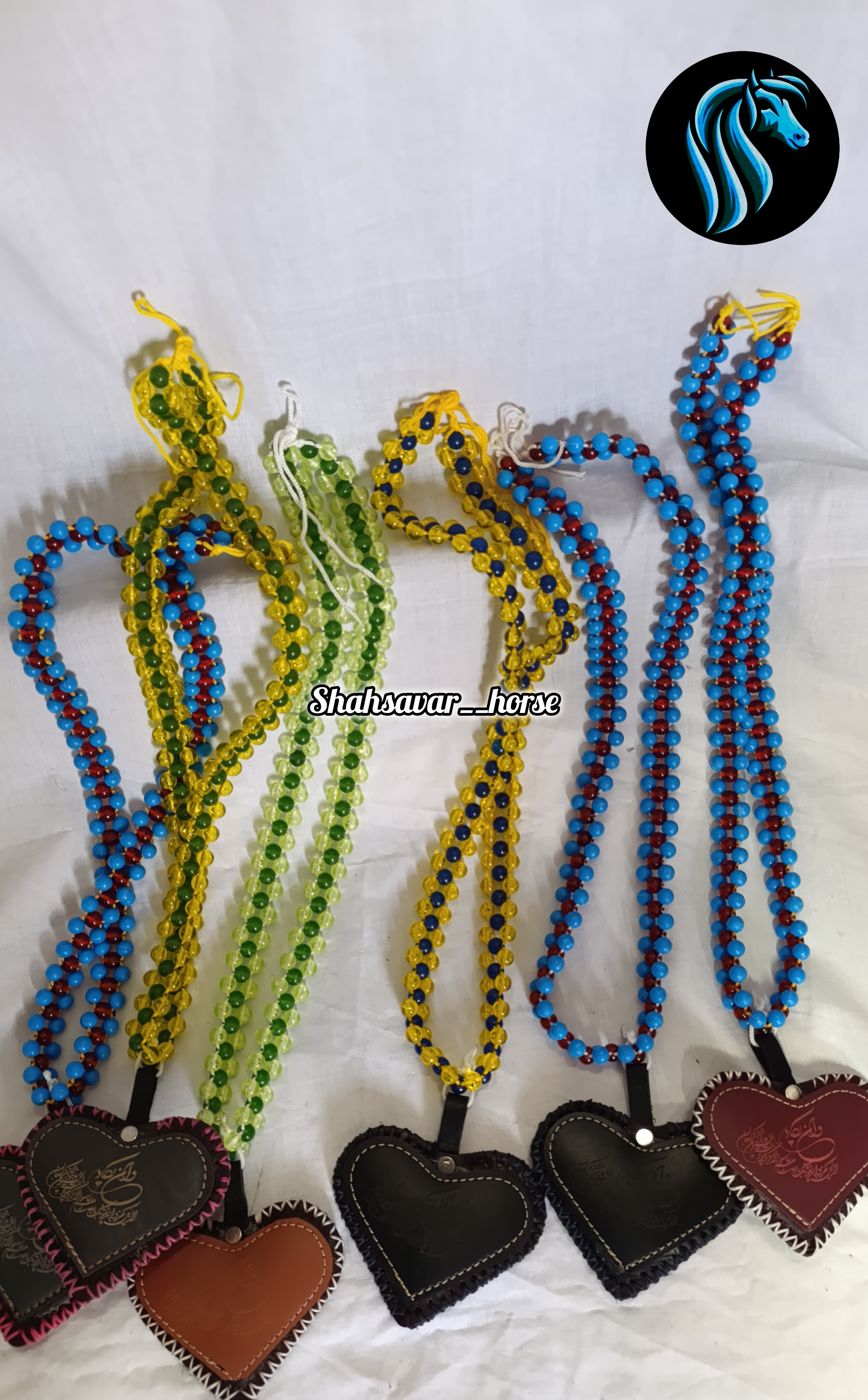 گردن اویز اسب